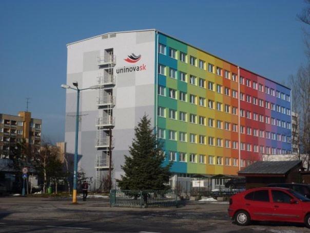 Uninova Hostel Bratislava Exterior foto